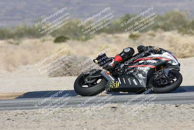 media/Dec-06-2025-CVMA (Sat) [[4a896cc04c]]/Race 4-Formula Middleweight/